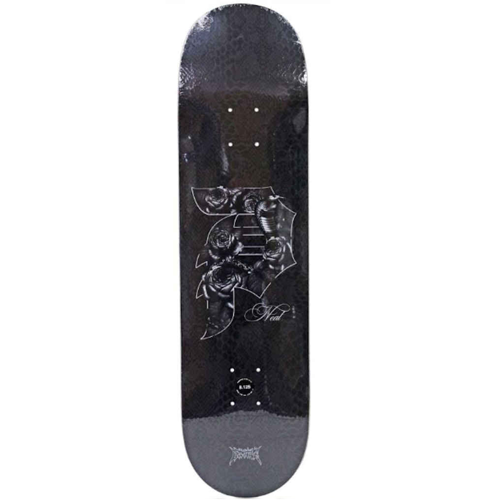 Primitive Neal Poison Embossed 8.125"