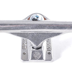 Independent Trucks 139 MID Silver 8"